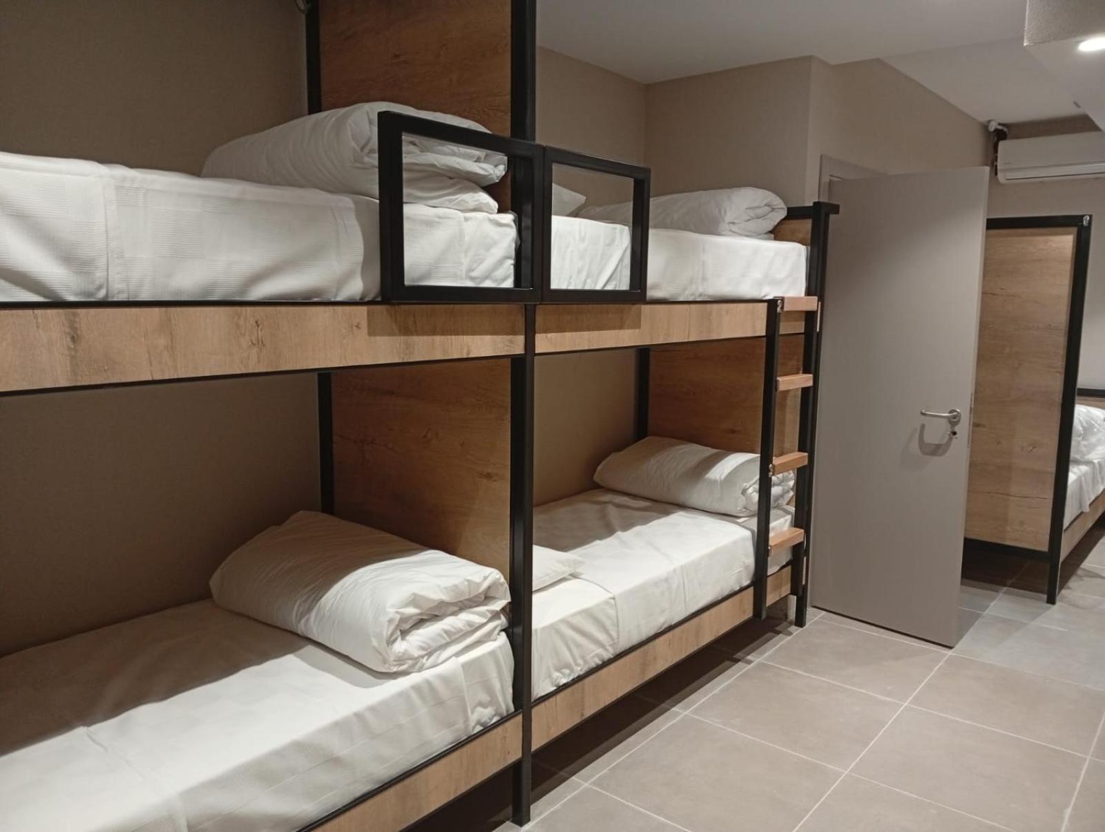 Hotel 21